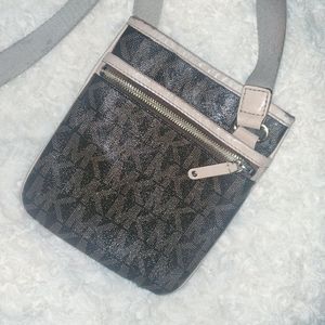 Michael Kors Crossbody